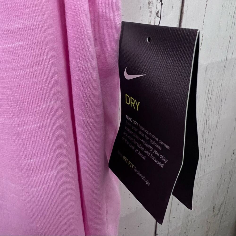 Nike Womens Sporty Athletic Crew Neck Sleeveless Workout Top Sz M NWT - Picture 8 of 11